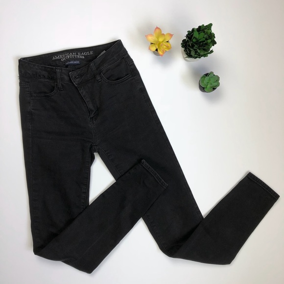 American Eagle Outfitters Denim - •AMERICAN EAGLE• BLACK JEGGINGS